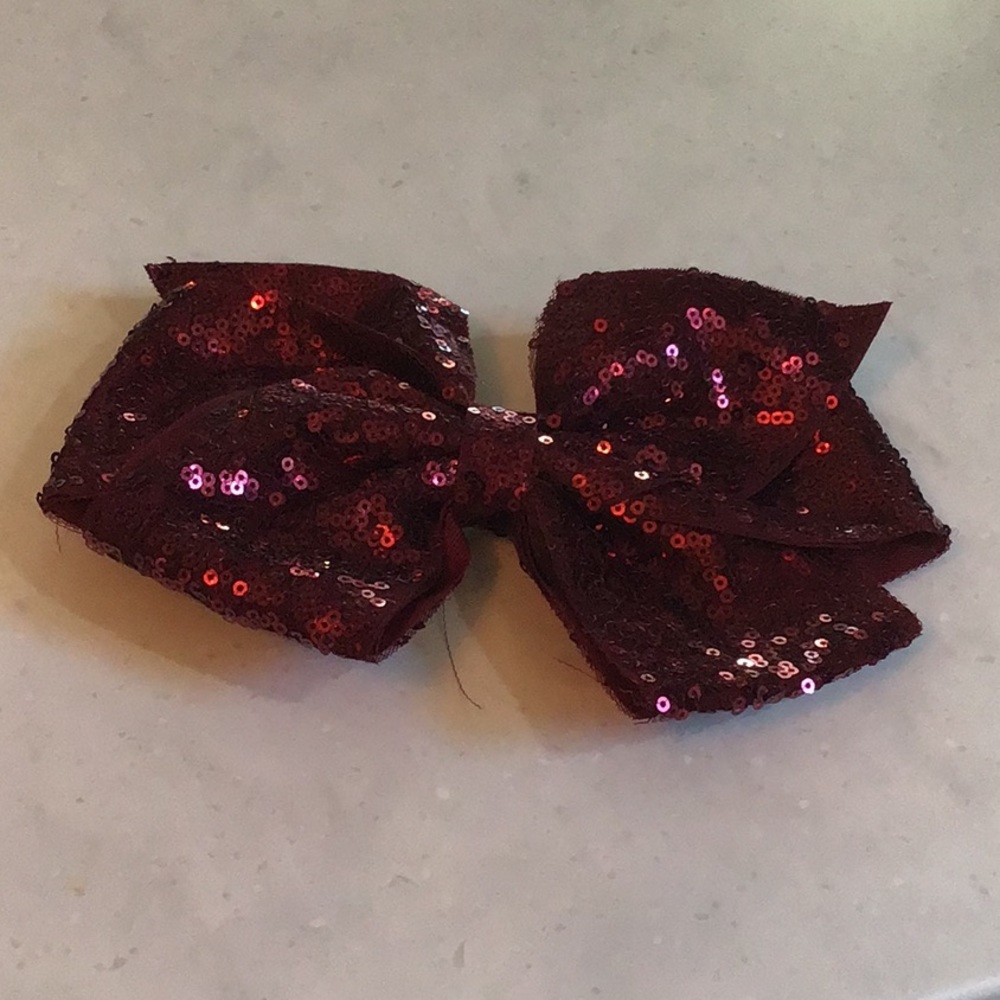 A red bow